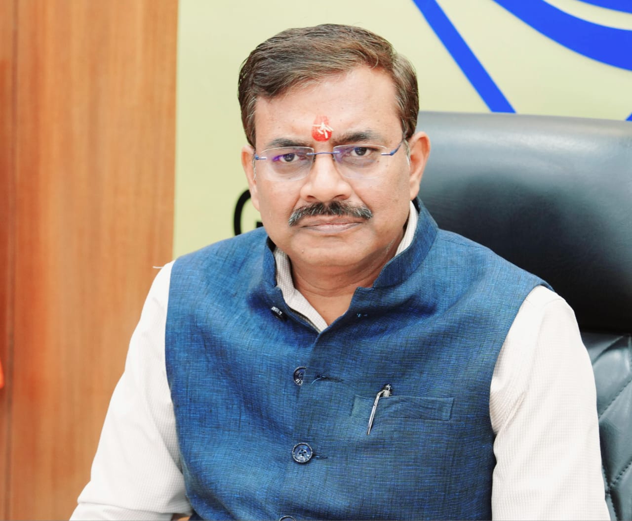 मुख्य सचिव ने कार्बन क्रेडिट की दिशा में किए जा रहे कार्यों की जानकारी ली।