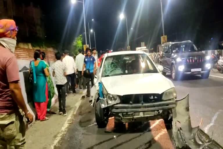देहरादून में रफ्तार का कहर: कार और बाइक की भिड़ंत में PRD जवान समेत दो गंभीर रूप से घायल
